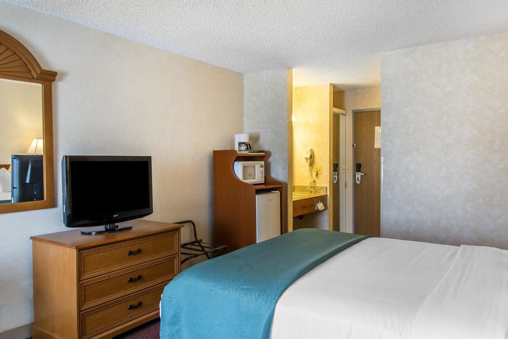 Quality Inn Louisville - Boulder Exterior photo